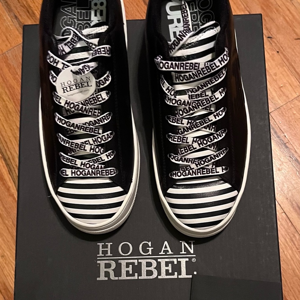 Brand new Hogan Rebel Sneakers for men! All offers are welcomed.